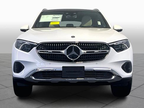 New 2026 Mercedes-Benz GLC 300 4MATIC image 2