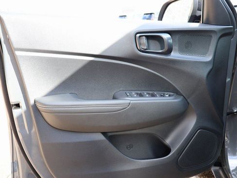 New 2026 Hyundai Venue SEL image 21