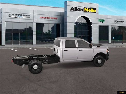 New 2023 RAM 3500 Tradesman image 31