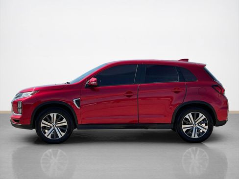 Used 2021 Mitsubishi Outlander Sport SE image 4