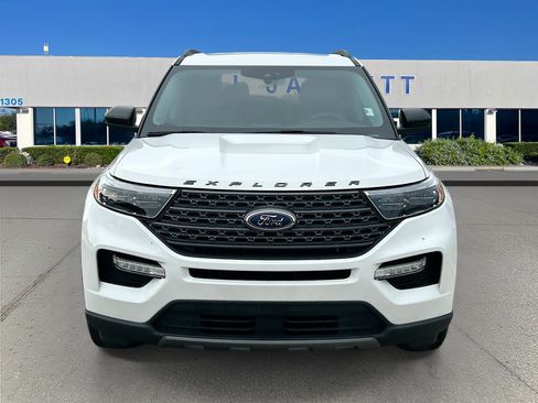 Certified 2023 Ford Explorer XLT w/ Equipment Group 202A RWD image 2