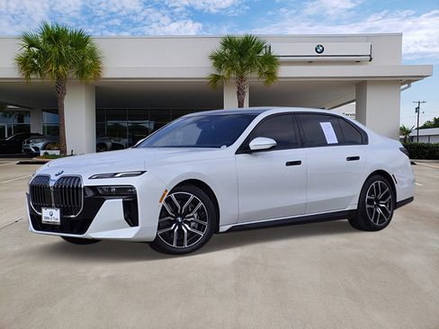 Certified 2023 BMW 760i xDrive w/ Parking Assistance Package image 1