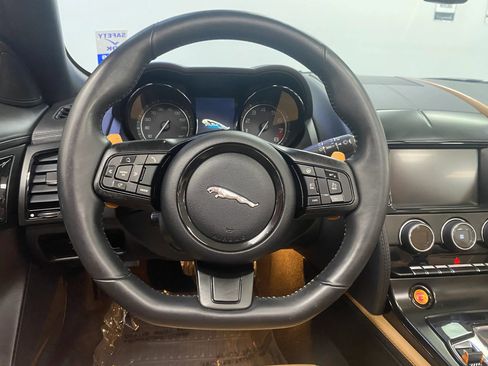 Used 2015 Jaguar F-TYPE S image 15