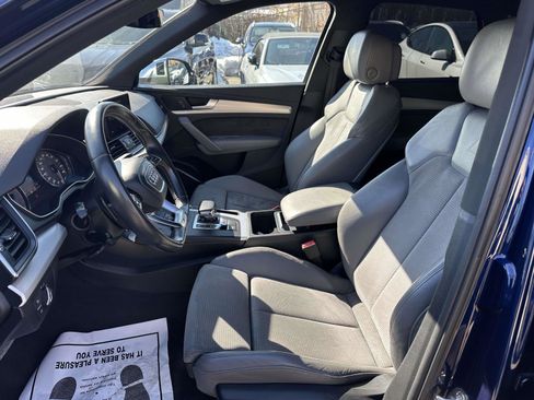 Used 2019 Audi SQ5 Premium image 16
