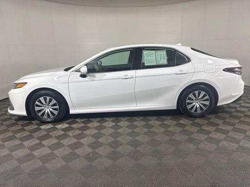 Used 2022 Toyota Camry LE w/ Audio Upgrade Package FWD image 7