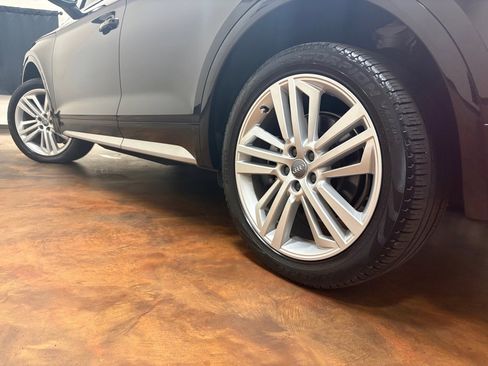 Used 2019 Audi Q5 2.0T Premium Plus AWD/4WD image 38