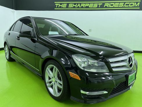 Used 2013 Mercedes-Benz C 300 4MATIC Sedan image 2