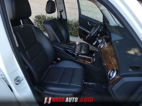 Used 2014 Mercedes-Benz GLK 350 2WD w/ Premium 1 Package image 26