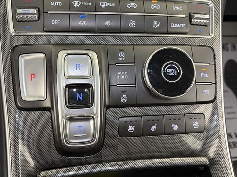 Certified 2023 Hyundai Santa Fe Limited FWD image 25