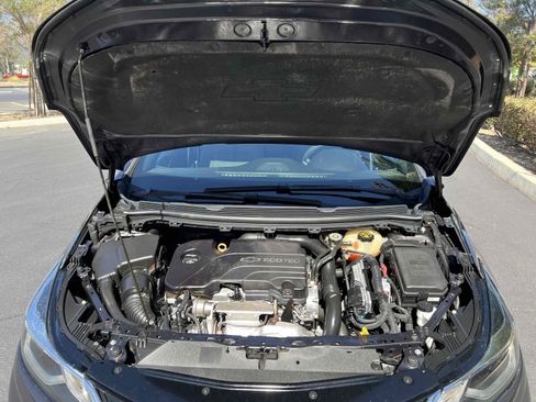 Used 2017 Chevrolet Cruze LT w/ RS Package FWD image 23