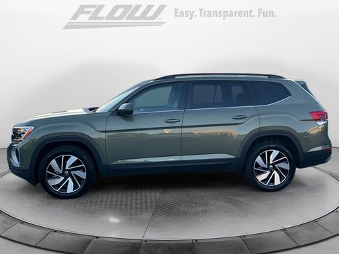 Certified 2026 Volkswagen Atlas SE w/ Panoramic Sunroof Package AWD/4WD image 5