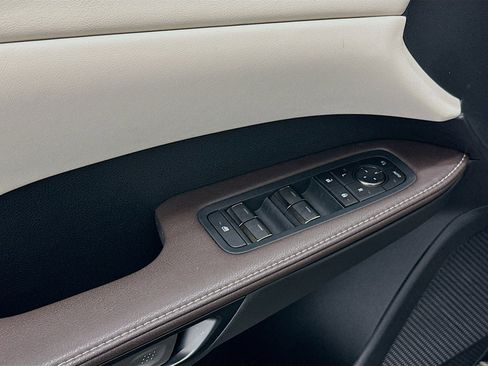 Used 2023 Lexus RX 350 Premium w/ Accessory Package AWD/4WD image 15