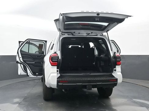 New 2026 Toyota 4Runner SR5 RWD image 34