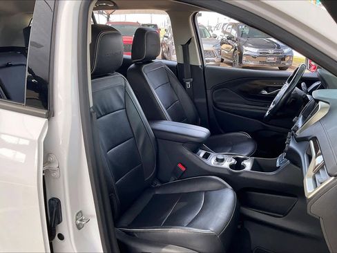 Used 2020 GMC Terrain Denali w/ Denali Premium Package image 10