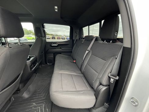 Used 2022 Chevrolet Silverado 1500 LT Trail Boss w/ Convenience Package II image 27