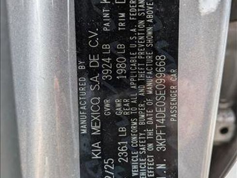 Used 2025 Kia K4 FWD image 15