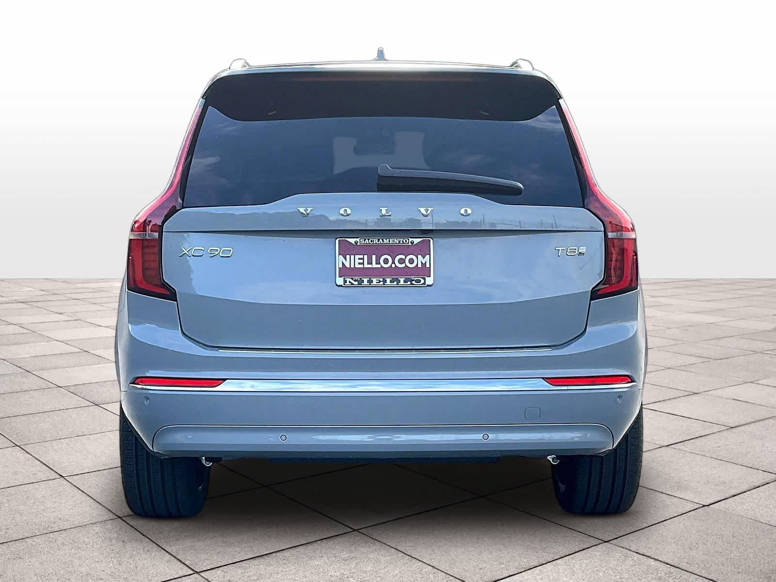 New 2027 Volvo XC90 T8 Plus AWD/4WD image 6