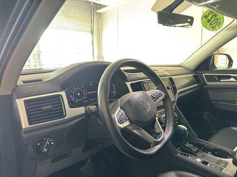 Used 2022 Volkswagen Atlas SE FWD image 9