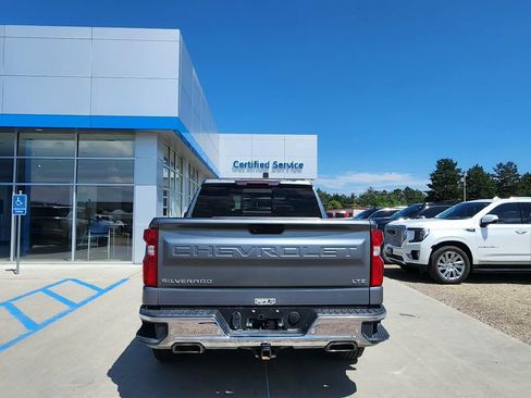Used 2020 Chevrolet Silverado 1500 LTZ AWD/4WD image 5