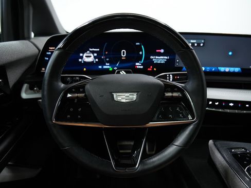 Used 2025 Cadillac Optiq Sport 2 w/ LPO, Floor Liner Package AWD/4WD image 55