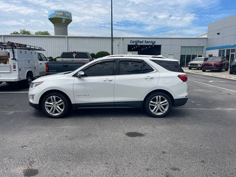 Used 2018 Chevrolet Equinox Premier AWD/4WD image 6
