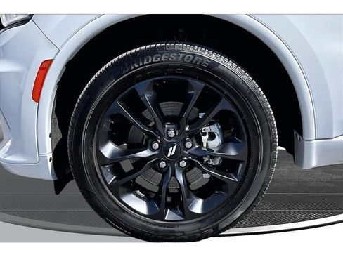 Certified 2025 Dodge Durango GT AWD/4WD image 11