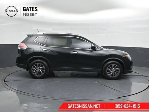 Used 2016 Nissan Rogue SL w/ SL Premium Package AWD/4WD image 3