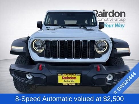 Used 2025 Jeep Wrangler Unlimited Rubicon AWD/4WD image 2
