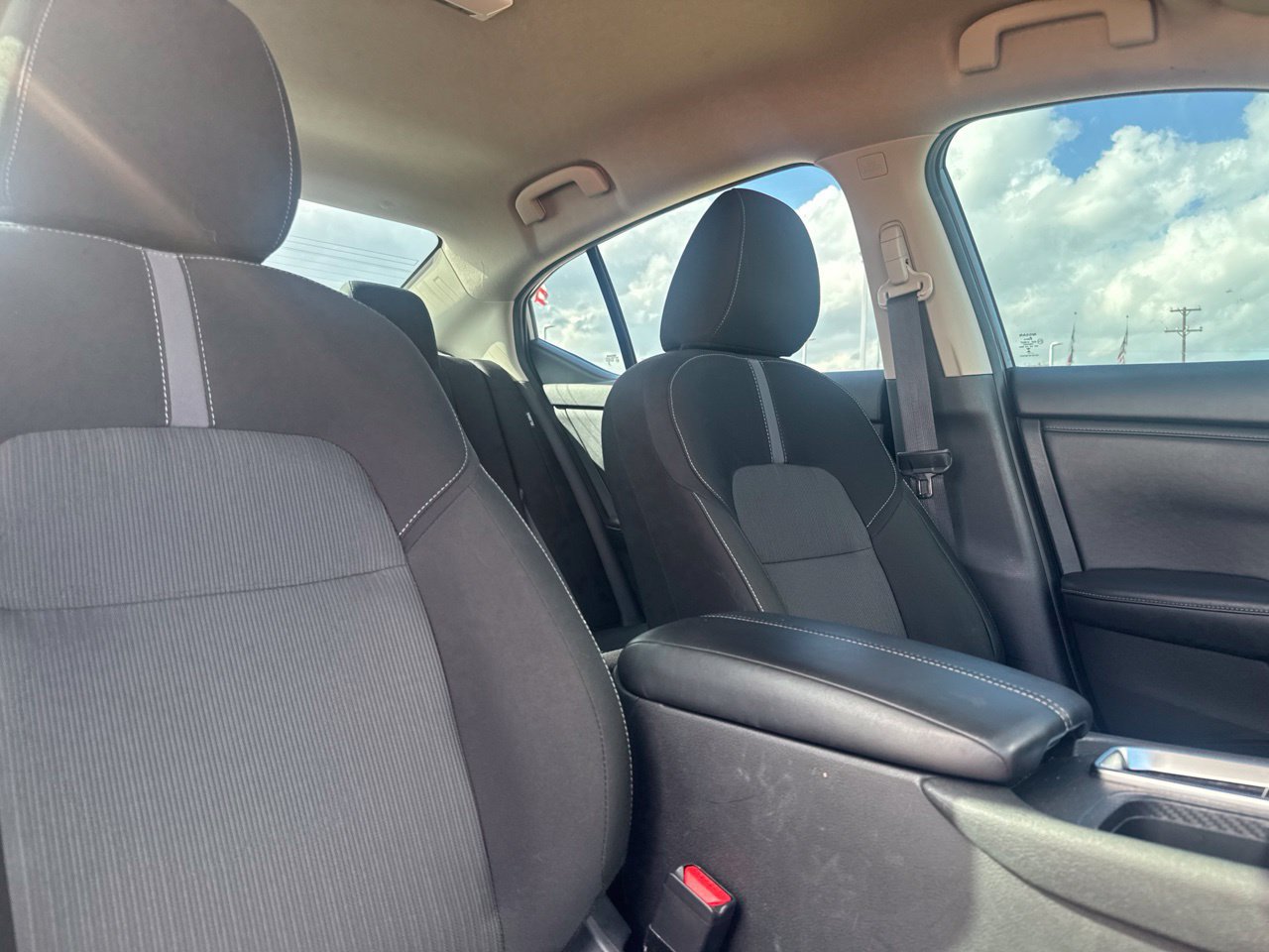 Used 2025 Nissan Sentra SV w/ Trunk Package FWD image 34