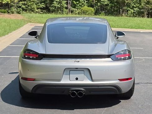Certified 2024 Porsche 718 Cayman RWD image 22