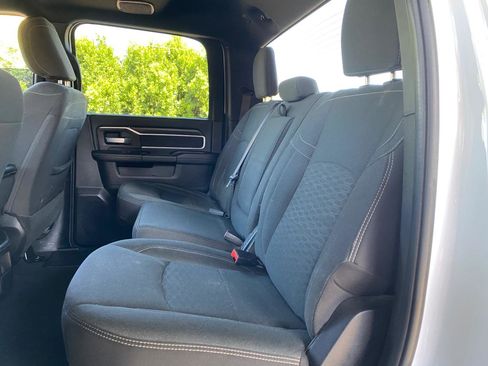 Used 2025 RAM 2500 Big Horn AWD/4WD image 33