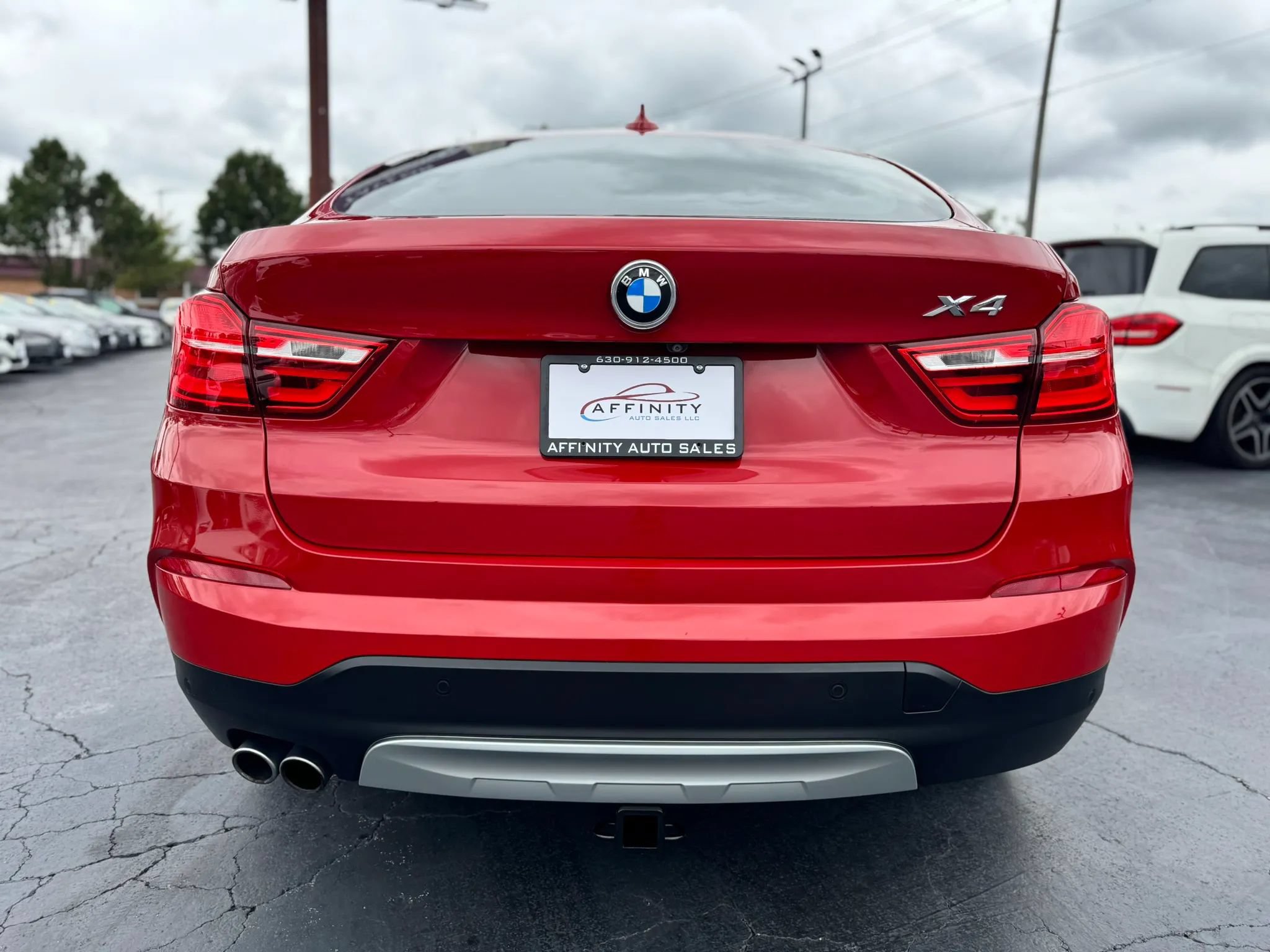 Used 2018 BMW X4 xDrive28i AWD/4WD image 4