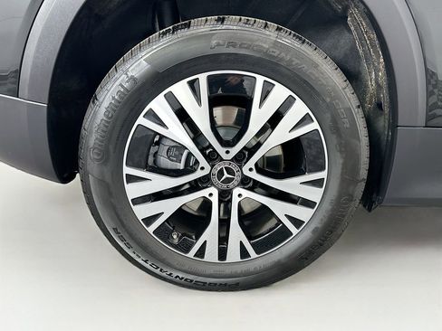 Certified 2025 Mercedes-Benz GLB 250 image 31