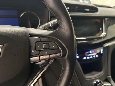 Used 2023 Cadillac XT6 Premium Luxury image 20