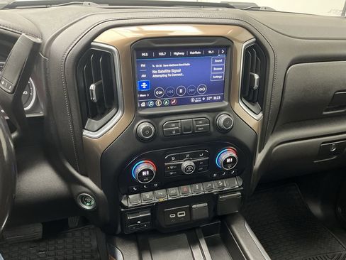 Used 2022 Chevrolet Silverado 3500 High Country image 17