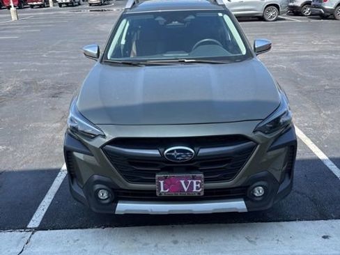 Used 2024 Subaru Outback Touring XT AWD/4WD image 3