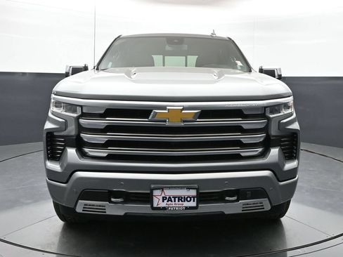 Used 2023 Chevrolet Silverado 1500 High Country AWD/4WD image 42