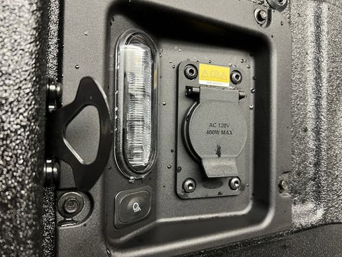 New 2025 Ford Maverick Lobo image 34