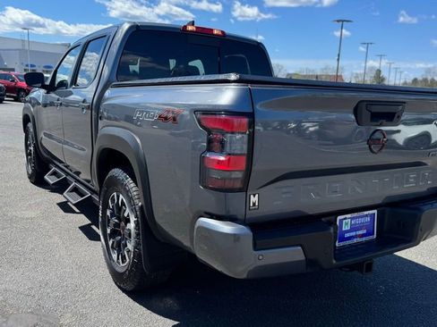 Used 2023 Nissan Frontier PRO-4X AWD/4WD image 5