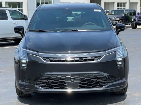 New 2027 Chrysler Pacifica Select w/ Family Tech Group AWD/4WD image 45