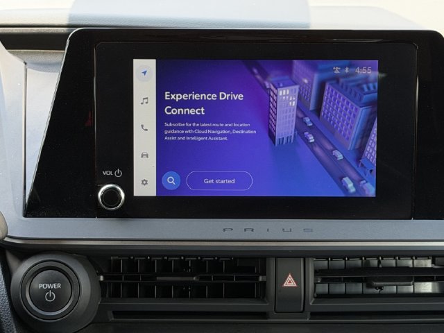 Used 2025 Toyota Prius LE FWD image 18