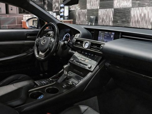 Used 2016 Lexus RC 200t image 23