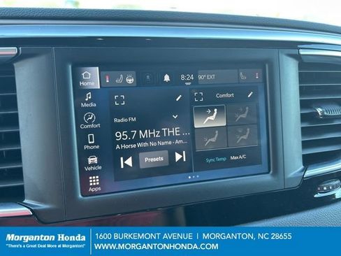 Used 2023 Chrysler Voyager LX FWD image 20