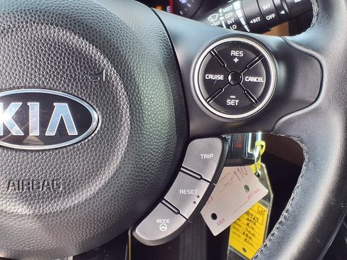 Used 2016 Kia Soul + w/ Audio Package FWD image 14