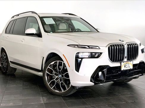 Certified 2023 BMW X7 xDrive40i w/ M Sport Package image 2
