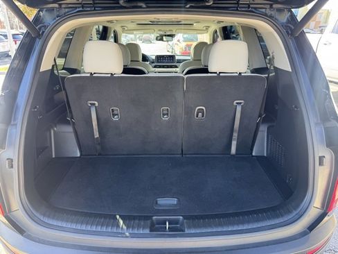 Certified 2022 Kia Telluride EX w/ EX Premium Package image 8