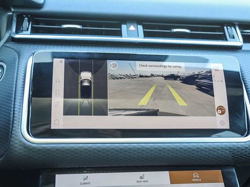 Used 2022 Land Rover Range Rover Velar R-Dynamic S image 23