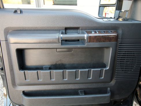 Used 2015 Ford F350 Platinum image 20