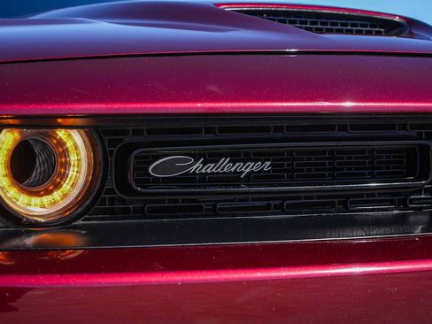 Used 2020 Dodge Challenger R/T Scat Pack w/ Plus Package RWD image 5