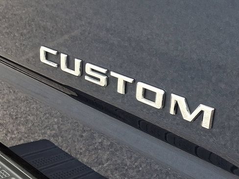 Used 2022 Chevrolet Silverado 1500 Custom AWD/4WD image 30